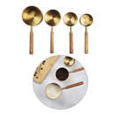 Kit 4 Colheres Medidoras de Metal Dourado com Cabo de Madeira Medidas Precisas e Design Sofisticado