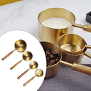 Kit 4 Colheres Medidoras de Metal Dourado com Cabo de Madeira Medidas Precisas e Design Sofisticado